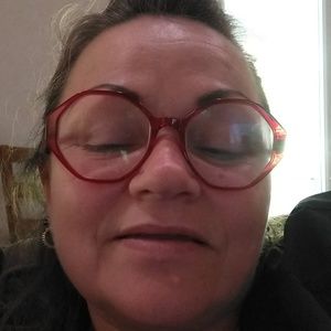 Meet your Posher, Sheila